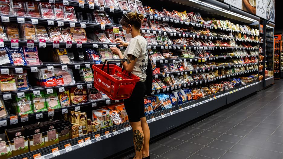 Majówka 2020. Sklepy będą nieczynne w dniach 1 i 3 maja