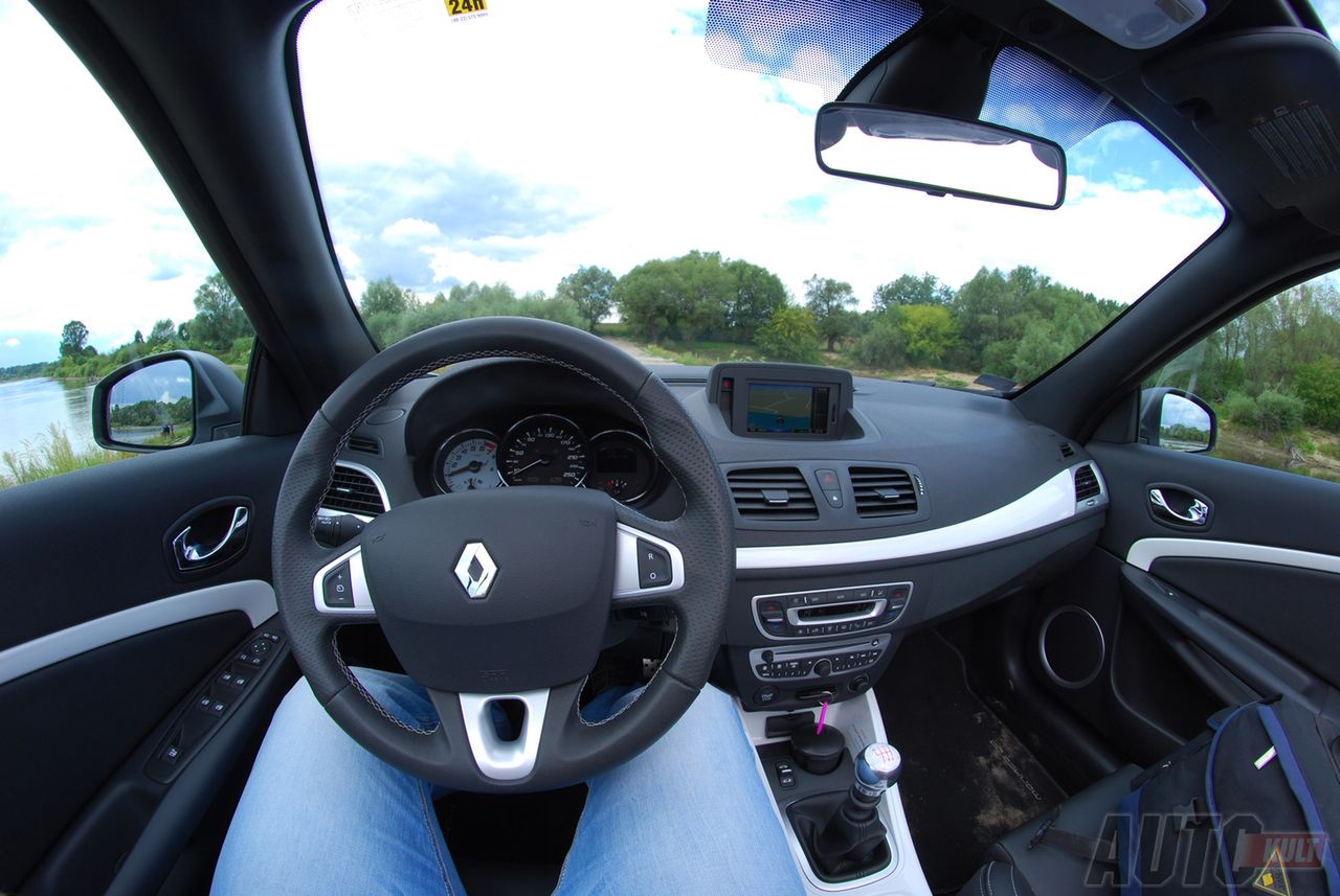 Wnętrze Renault Mégane CC widziane oczami Pawła