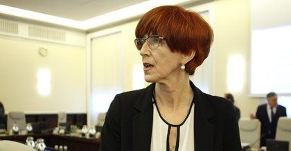 Pieniądze z "Rodzina 500+" są marnowane? Ministerstwo Elżbiety Rafalskiej pokazuje dane