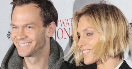 Wiemy, kim jest tajemniczy PRZYSTOJNIAK, z którym Anja Rubik pozowała na ściance