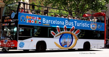 Turystyka w Hiszpanii. Barcelona ma dość zalewu turystów. "Nie chcemy skończyć jak Wenecja"