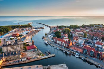 Wraca kultowe połączenie. Turyści pojadą prosto nad Bałtyk