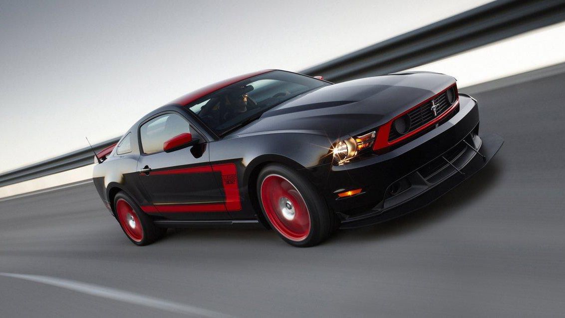 Ford Mustang Boss 302 Laguna Seca