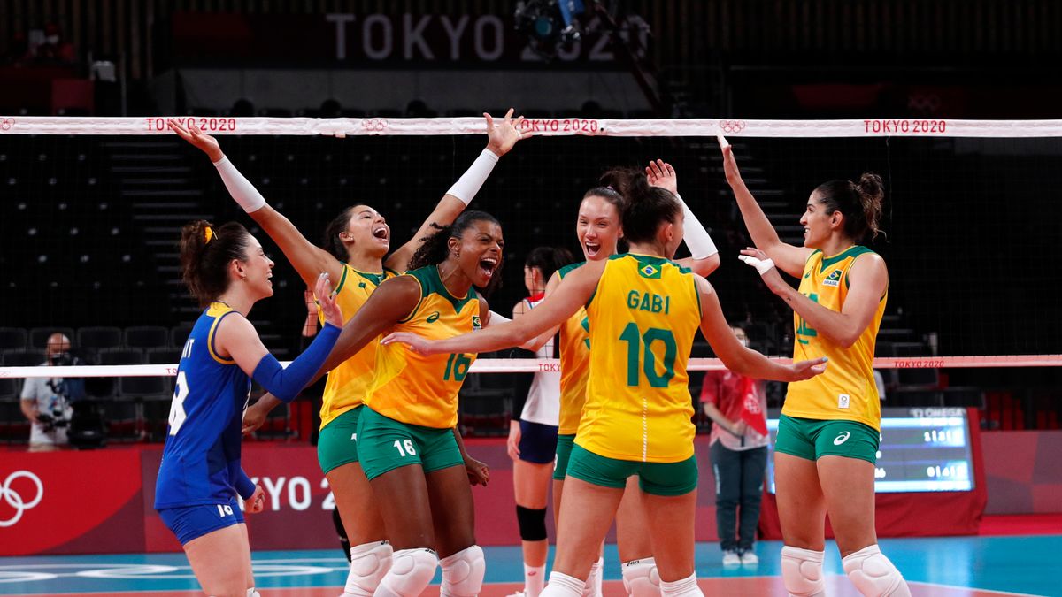 PAP/EPA / RUNGROJ YONGRIT / Na zdjęciu: reprezentacja Brazylii