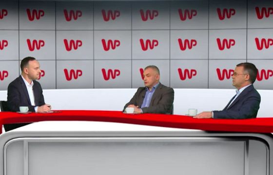 Wirtualna Polska testuje program publicystyczny „#dziejesienazywo” z Michałem Kobosko