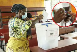 Boją się ingerencji Rosji. Znaczą wyborców specjalnym tuszem