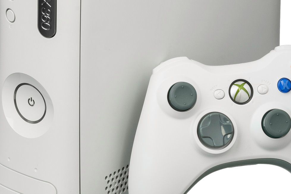 Xbox One potrafi udawać dziesięcioletnią konsolę, ale ze starszą miałby problem?