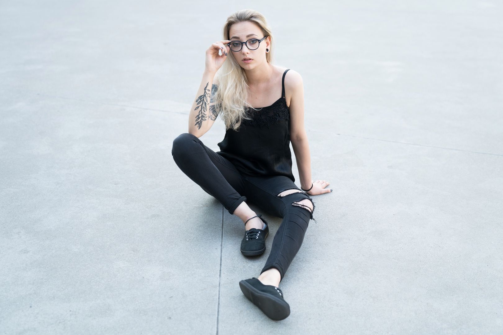 Jak pomóc modelce z pozowaniem podczas robienia portretów? 1