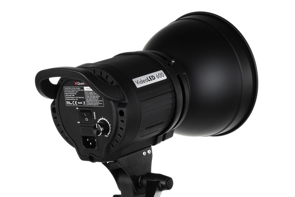 Quantuum prezentuje nową lampę dla filmowców i fotografów - VideoLED 600