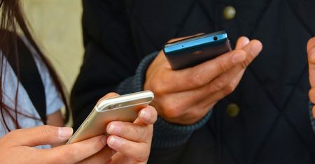Znajomy prosi o pożyczkę? Policja ostrzega - to oszustwo