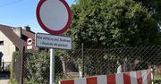 "Nie dotyczy dojazdu do posesji". Kto może złamać taki zakaz?