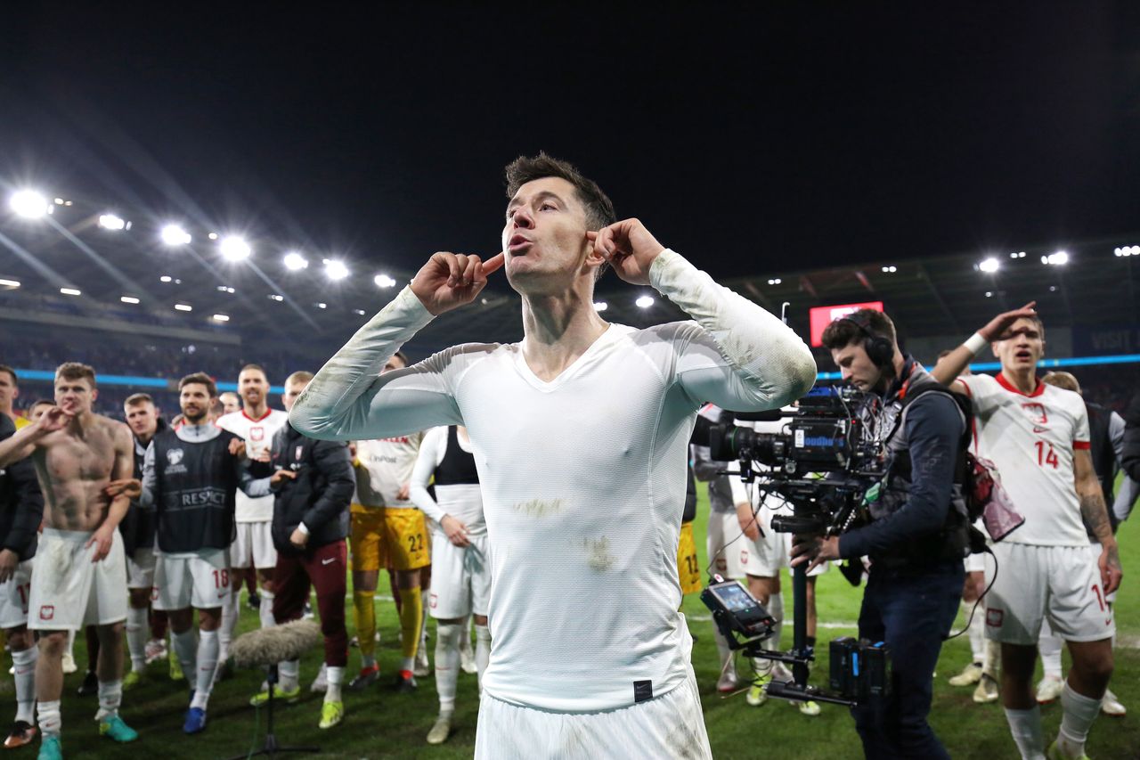 Robert Lewandowski nie oszczędza się na wakacjach. "Mocne nocne granie"