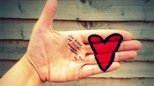 Dron, flash mob i własna gra. 10 oryginalnych sposobów na wyznanie miłości 1