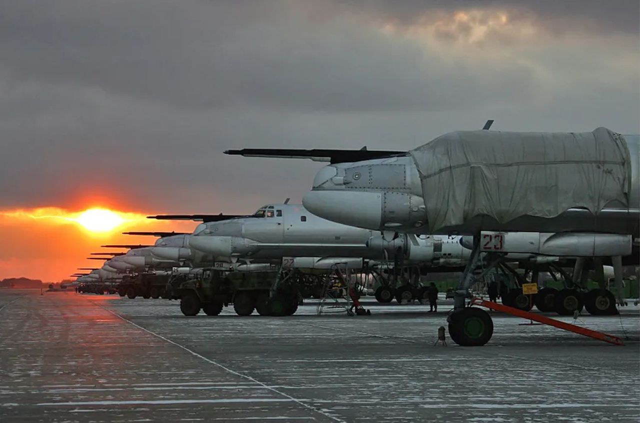 Tu-95 MS bombers, illustrative image