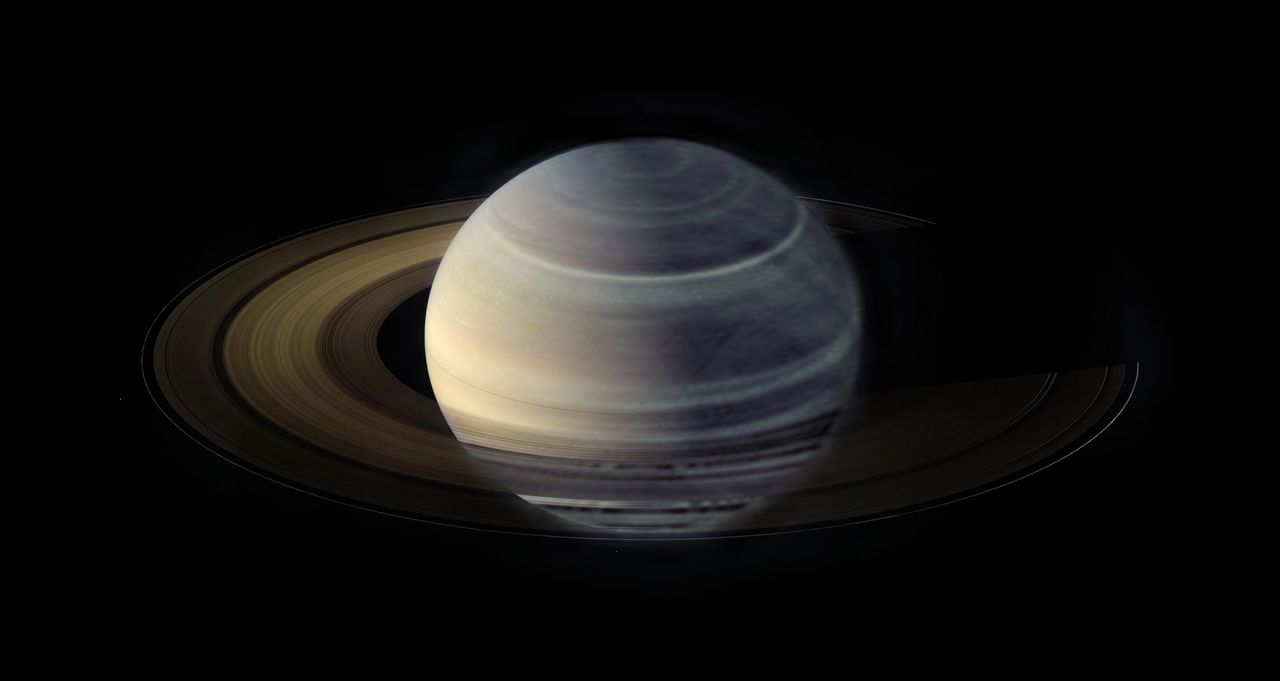 Radiowy widok Saturna