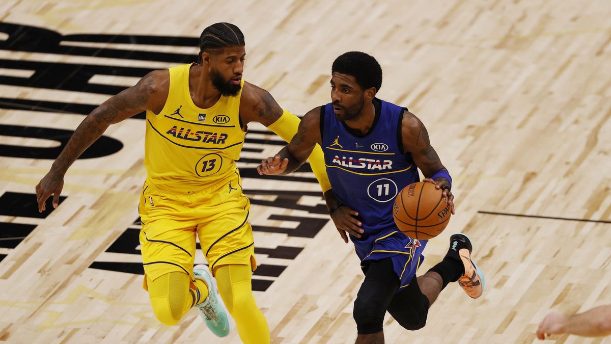 Paul George (z lewej) i Kyrie Irving