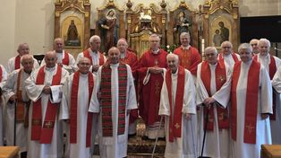 Ksiądz po wyroku obok biskupa. Skandal w diecezji legnickiej