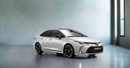 Toyota Corolla GR Sport także jako sedan. To dobra wiadomość dla fanów klasycznych nadwozi