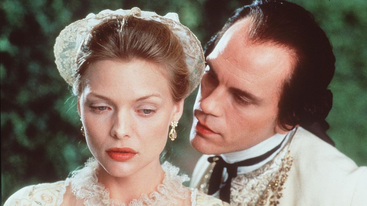 Michelle Pfeiffer i John Malkovich w "Niebezpiecznych związkach"