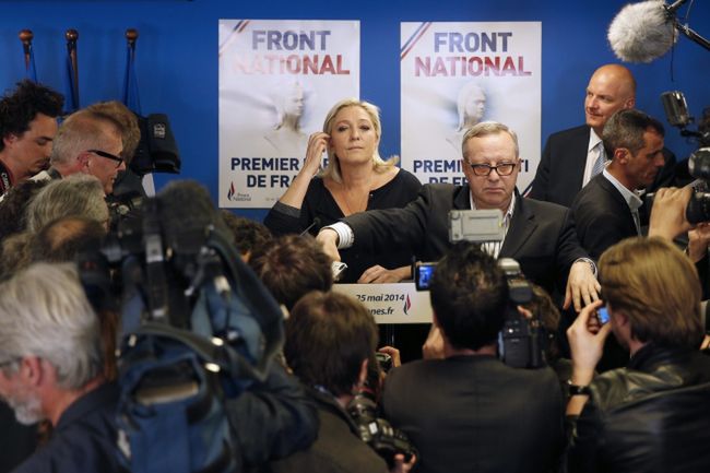 "Le Figaro": Wygrana Frontu Narodowego politycznym trzęsieniem ziemi