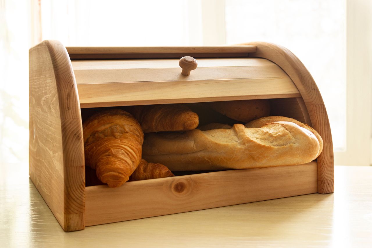 Two cubes are enough. Put them in the bread box, and the bread will stay fresh longer and won't mold.