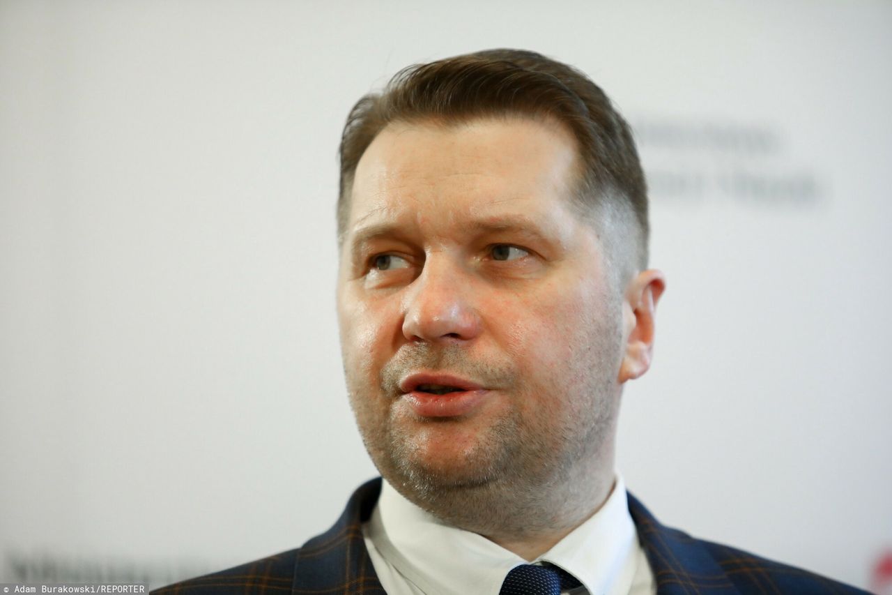 Minister Czarnek zapowiada nowe przepisy w związku z edukacją seksualną. Nie chce "tego rodzaju rzeczy"  