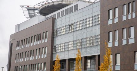 Warszawa. Co z miejscami "covidowymi" w szpitalach? Sprawdziliśmy