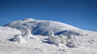 Zima i mróz w Beskidach. Na Babiej Górze i Pilsku przydadzą się raczki