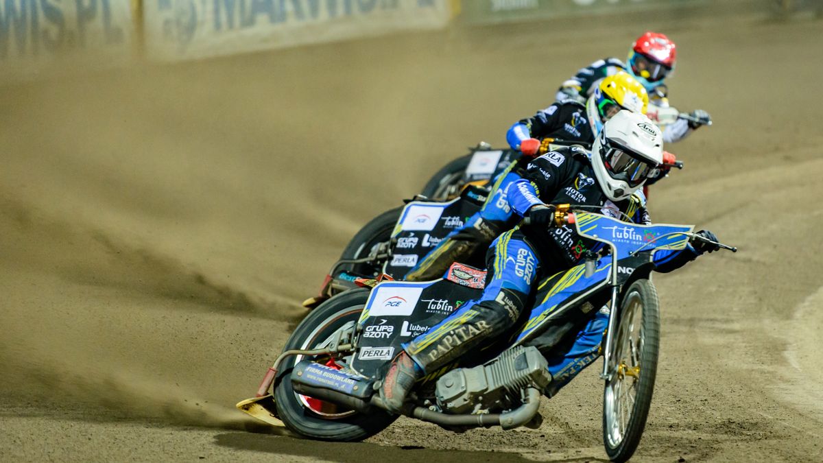 WP SportoweFakty / Łukasz Forysiak / Na zdjęciu: Mateusz Cierniak przed Wiktorem Lampartem