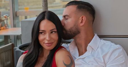 Zakochana po uszy Sylwia Szostak promienieje u boku NOWEGO partnera. "Masz właśnie swój NAJLEPSZY ROZDZIAŁ" (ZDJĘCIA)