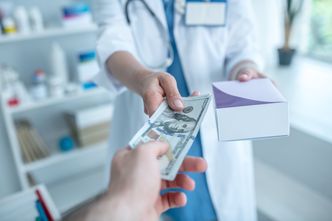 Skandal na rynku leków w USA. Ceny wzrosły o kilkaset procent