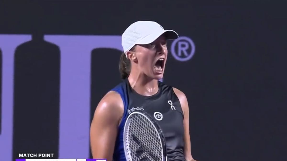 Twitter / WTA / Na zdjęciu: radość Igi Świątek
