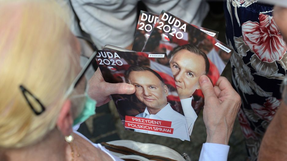 Afera mailowa. "Wynik PAD zależy od oceny walki z epidemią" 