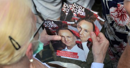 Afera mailowa. "Wynik PAD zależy od oceny walki z epidemią"