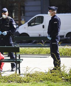 Obowiązek noszenia maseczek w przestrzeni publicznej. Poznaliśmy datę zniesienia przepisu