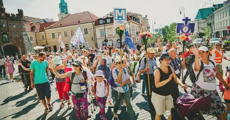 Ruszyła pielgrzymka z Lublina na Jasną Górę. Przed pątnikami do pokonania kilkadziesiąt kilometrów… każdego dnia!