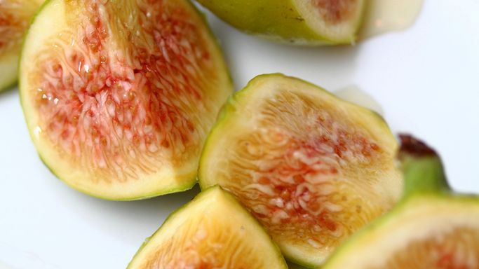 Figi w puszce w lekkim syropie (owoce i płyn)