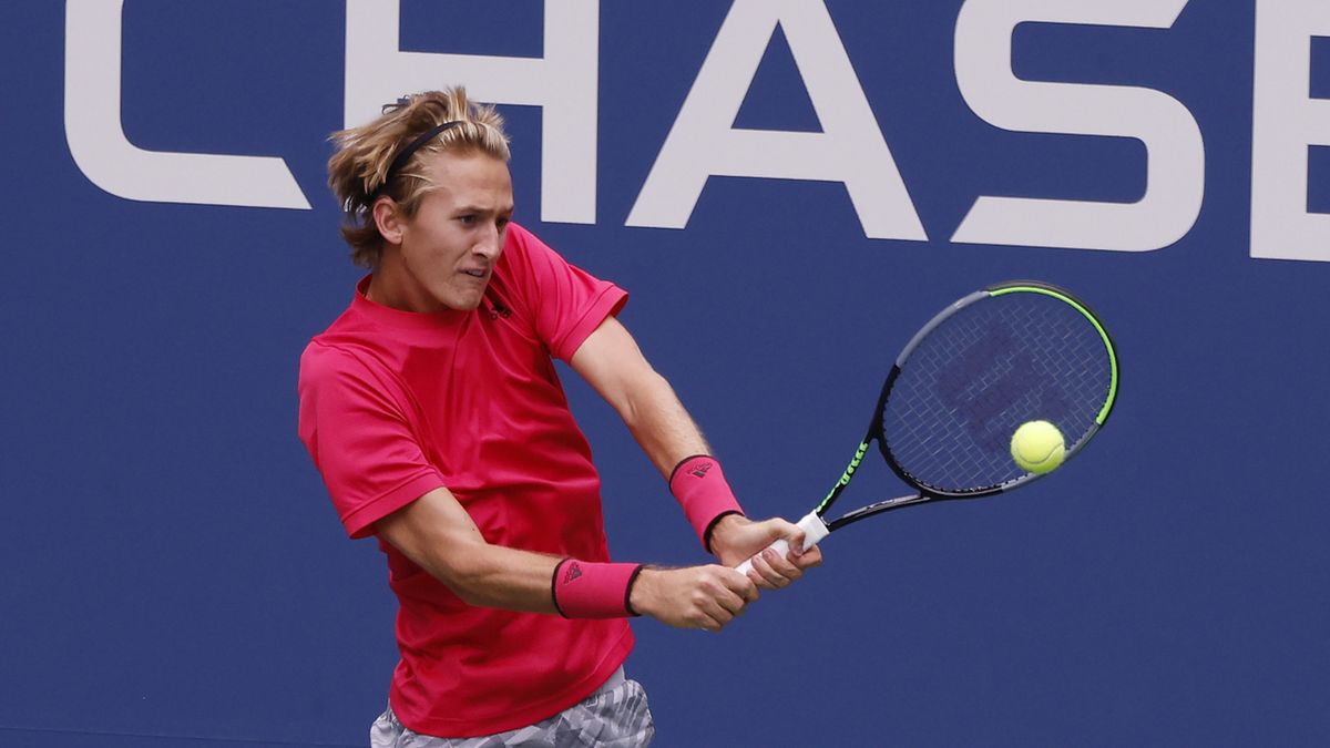 PAP/EPA / JASON SZENES / Na zdjęciu: Sebastian Korda