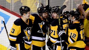 NHL: Pittsburgh Penguins dogonili lidera ze stolicy