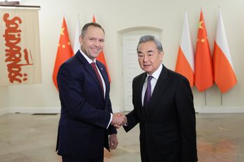 Chińskie MSZ po rozmowach z Nawrockim: Pekin liczy na Polskę