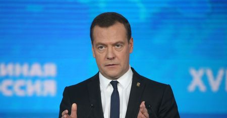 Miedwiediew chwali Orbana. "Nie milczy jak reszta wysterylizowanego stada"