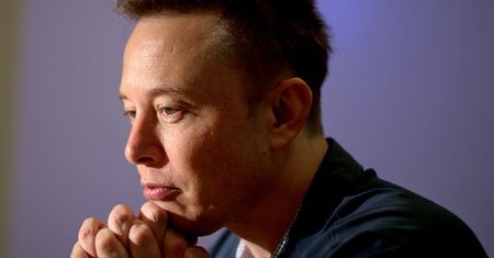 Elon Musk rekrutuje do fabryki Tesli w Niemczech. Wiemy, ile można zarobić
