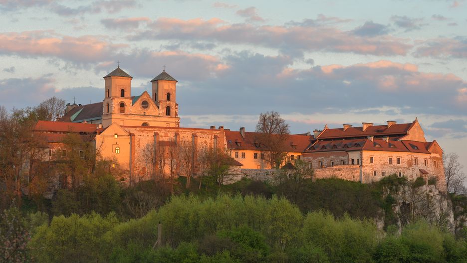 Widok na opactwo benedyktynów w Tyńcu