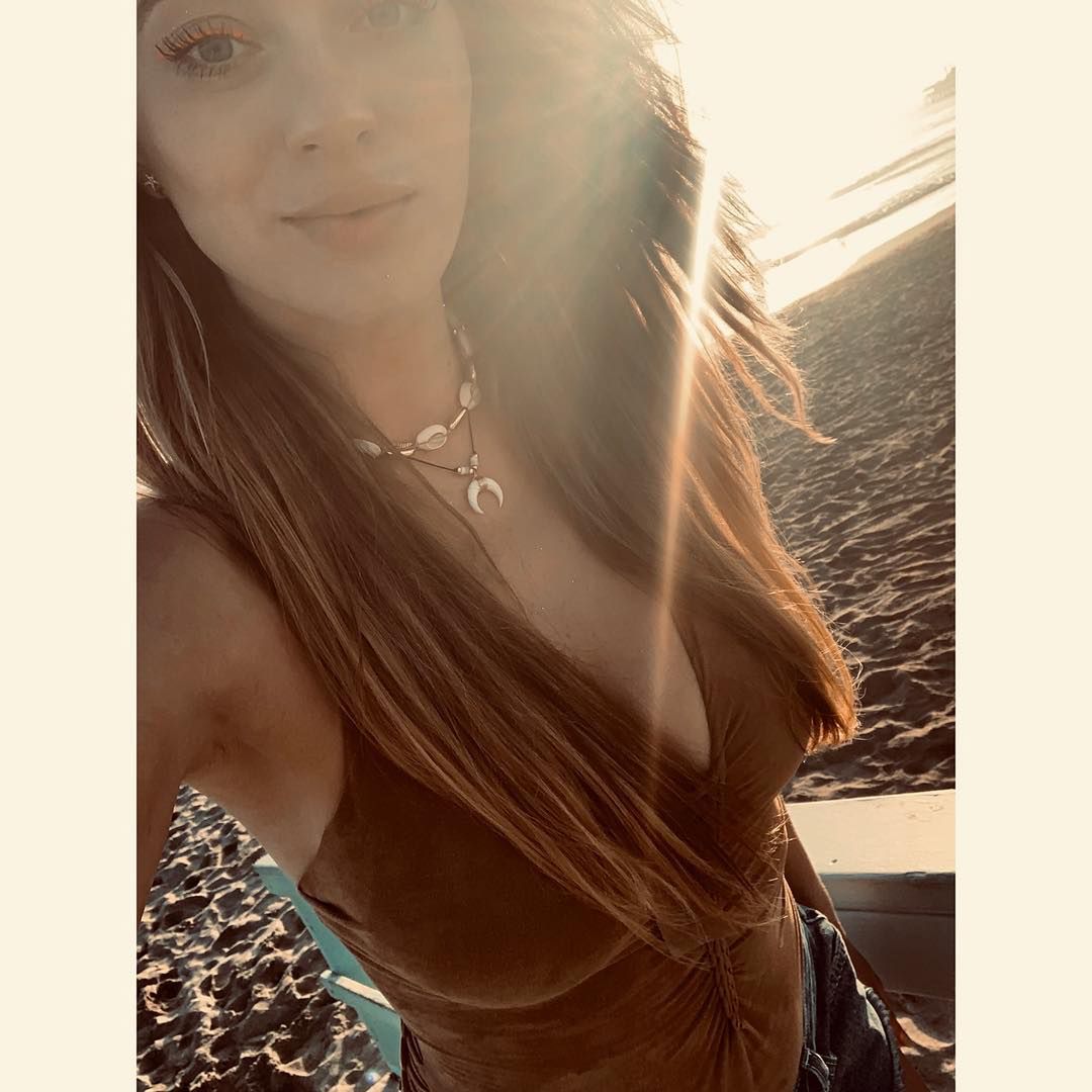 Marcelina Zawadzka na plaży w Los Angeles