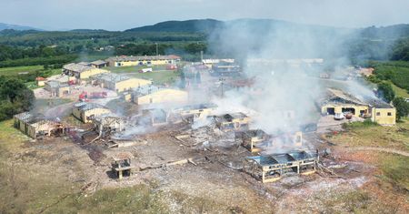 Katastrofa w fabryce fajerwerków. Silne eksplozje zabiły co najmniej 4 osoby