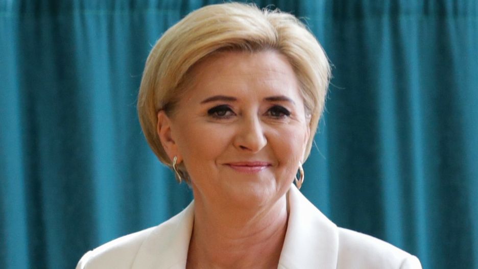 Agata Duda eksperymentuje z odważnym kolorem