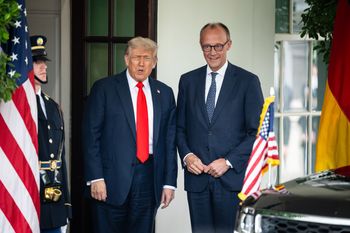 Trump wycofuje siły z Niemiec. Alarm w NATO