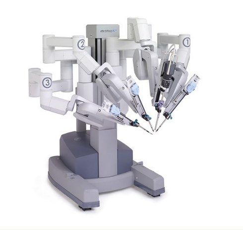 Roboty chirurgiczne lepsze od chirurgów