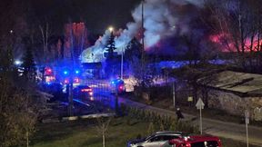 Pożar hali w Warszawie. Należy do polskiego olimpijczyka