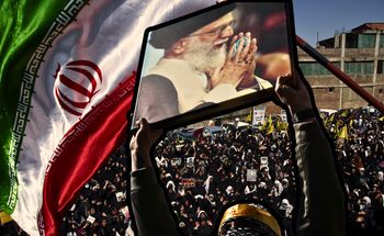 "Ulica, ulica, ulica". Złudna, potencjalnie tragiczna, strategia Iranu